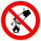 ЗнакПром Знак P04 Запрещается тушить водой (Пластик ФЭС-24 200х200х2 мм)